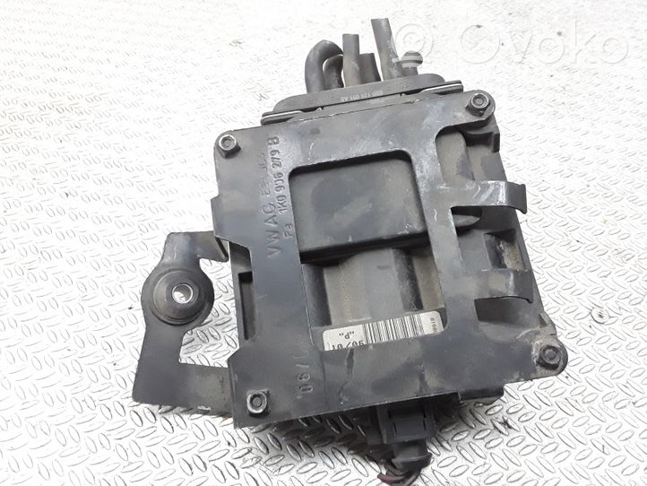 Volkswagen Golf V Magneettiventtiili 1K0906279B