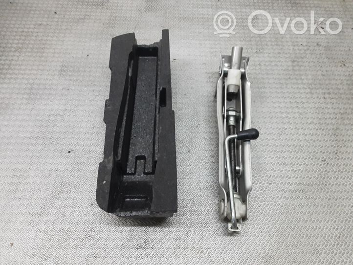 Audi A2 Lift Jack 8Z0011031A