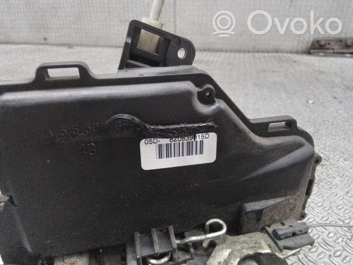 Audi A2 Etuoven lukko 8Z0839015D