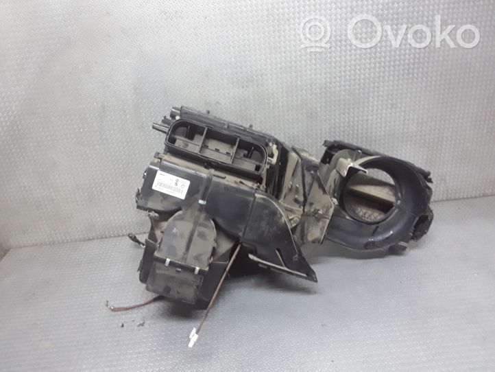 Volkswagen Polo IV 9N3 Interior heater climate box assembly 6Q1820003KR