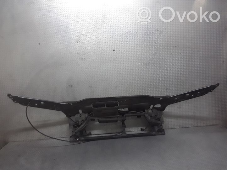 Volvo V70 Staffa del pannello di supporto del radiatore parte superiore 