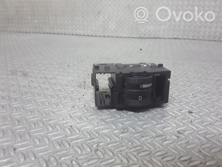 Audi A3 S3 A3 Sportback 8P Interruttore di regolazione livello altezza dei fari 8P0919094