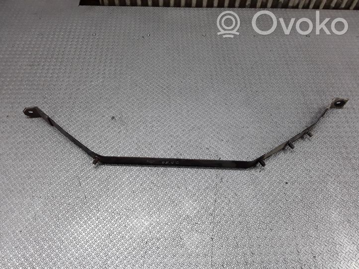 Subaru Legacy Sangle de réservoir de carburant 