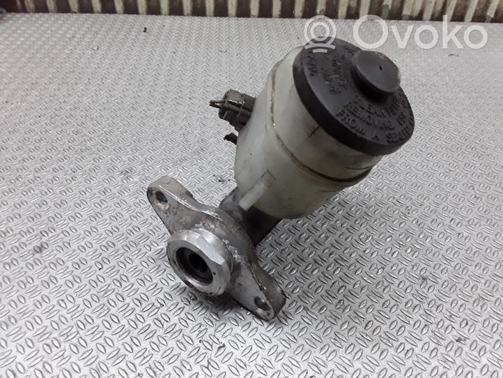 Toyota RAV 4 (XA10) Cilindro del sistema frenante 4722112100