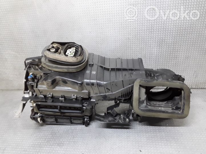 Volkswagen PASSAT B6 Scatola climatizzatore riscaldamento abitacolo assemblata 3C1820003D