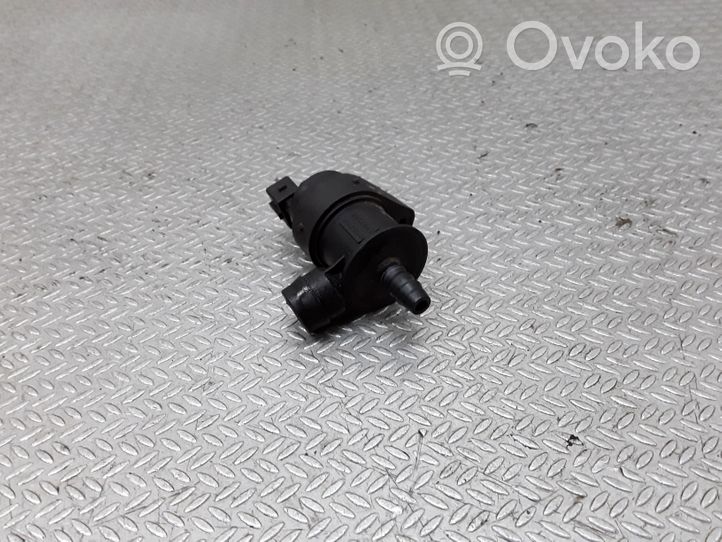 Volvo XC90 Zawór podciśnieniowy 31104896