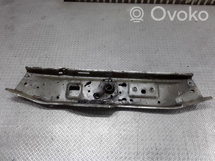 Opel Zafira B Radiateur panneau supérieur d'admission d'air 