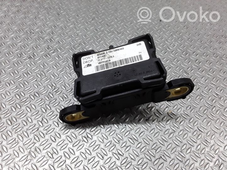 Mitsubishi Grandis Capteur de vitesse de lacet d'accélération ESP 4670A281