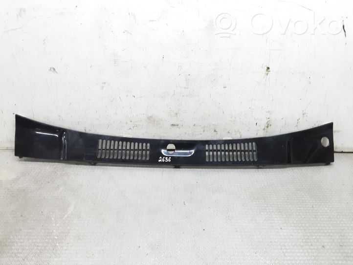 Opel Monterey Wiper trim 