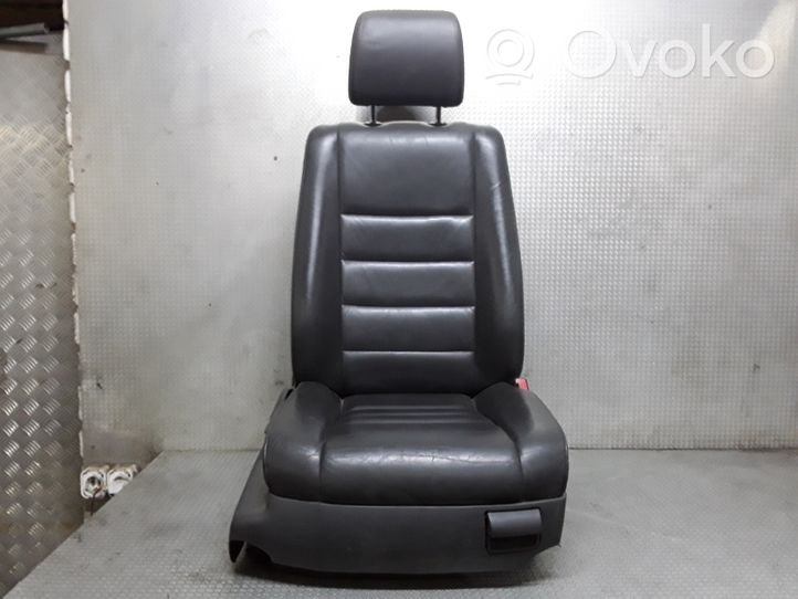 Volkswagen Touareg I Interior set 