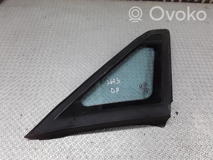 Ford C-MAX I Front triangle window/glass 