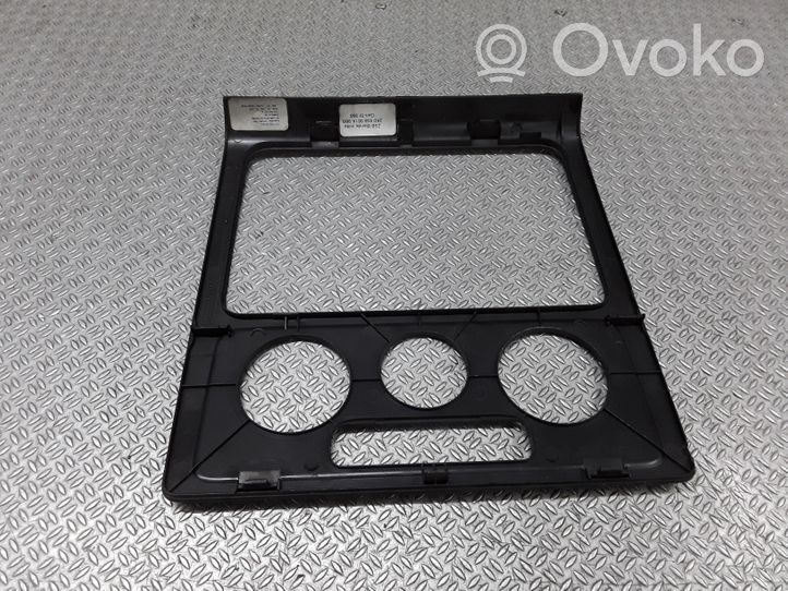 Volkswagen Caddy Console centrale, commande chauffage/clim 2K0858061