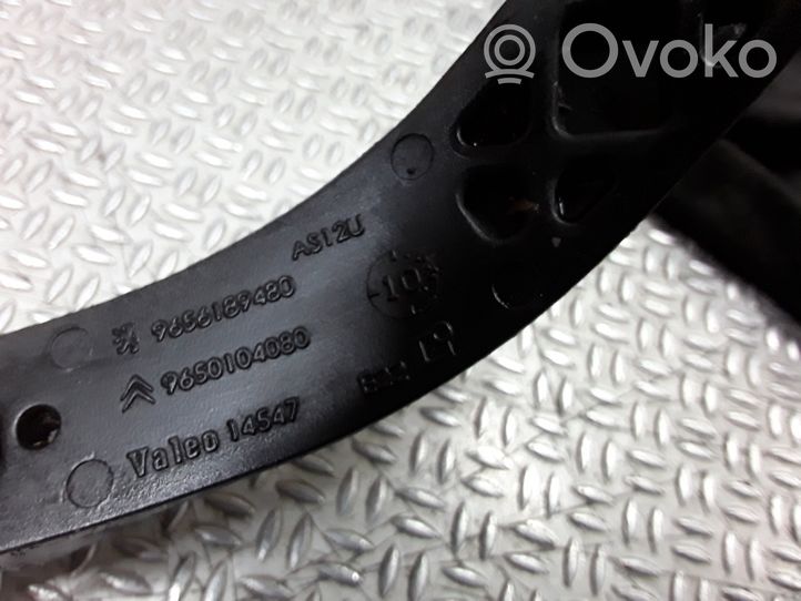 Citroen C4 I Priekinio stiklo valytuvų kojelė 9650104080