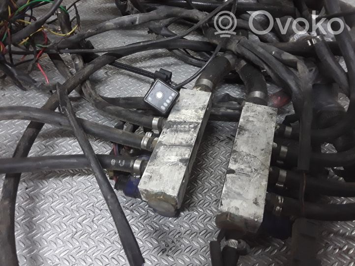 Audi A8 S8 D2 4D Komplektas dujų įrangos K904055