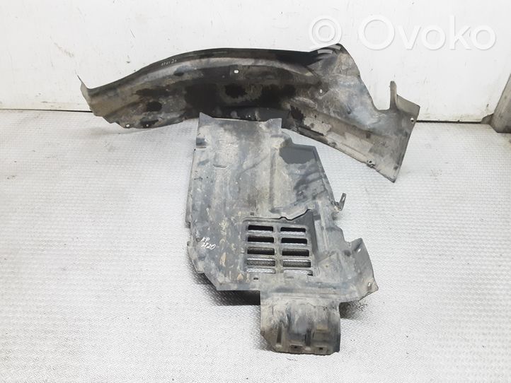 Nissan Murano Z50 Rivestimento paraspruzzi passaruota anteriore 63843CA000