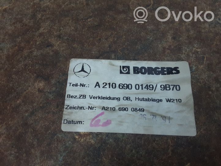 Mercedes-Benz E W210 Tavarahylly A2106900149