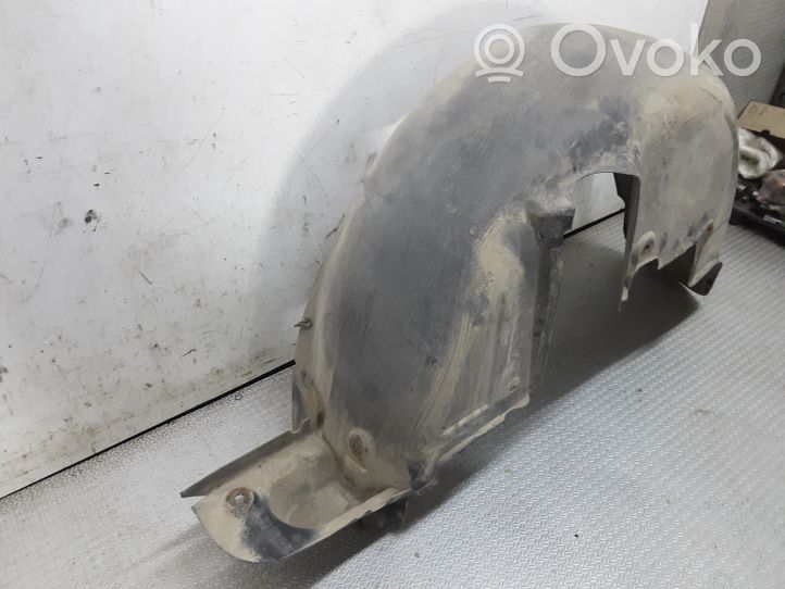 Mercedes-Benz C W203 Rivestimento paraspruzzi parafango posteriore A2036980330