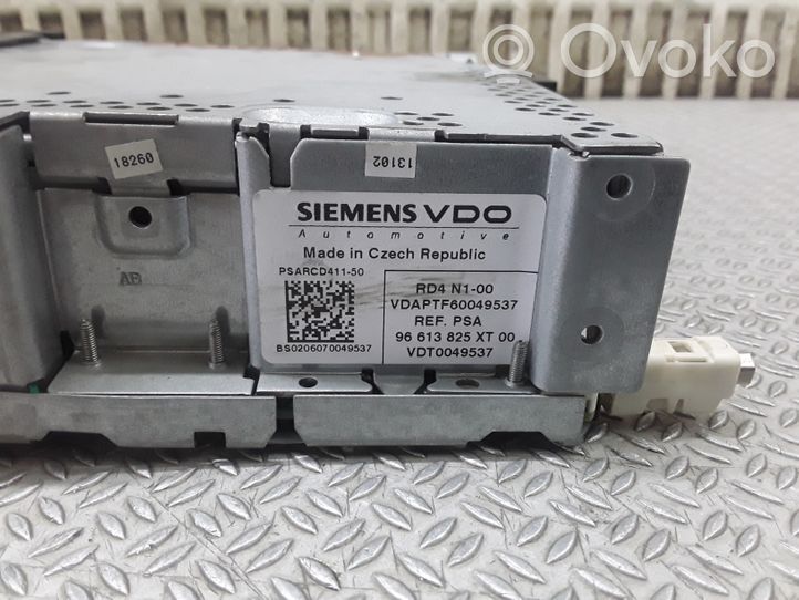 Citroen C2 Unidad delantera de radio/CD/DVD/GPS 96613825XT00