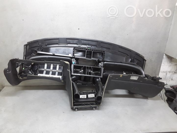 Volvo S60 Armaturenbrett Cockpit 9165748