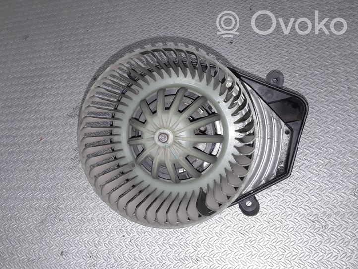 Volkswagen PASSAT B5.5 Ventola riscaldamento/ventilatore abitacolo 74022123