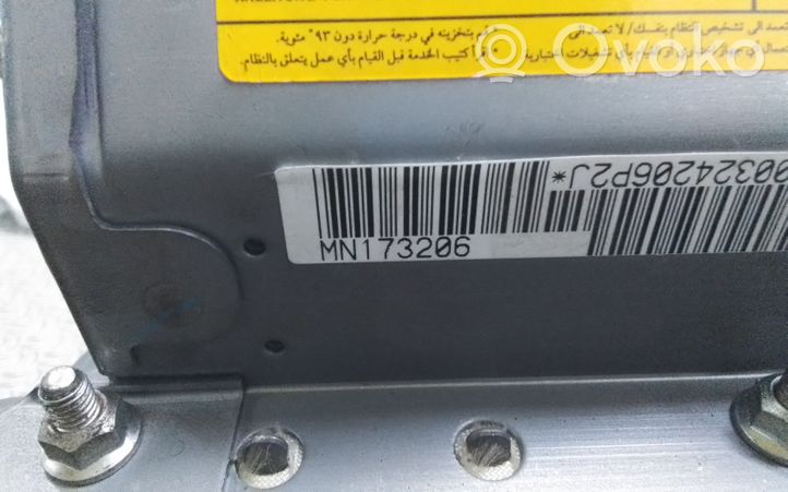 Mitsubishi Grandis Beifahrerairbag MN173206