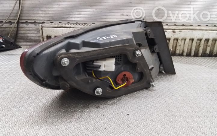 Hyundai Grandeur Lampa tylna 924023L0