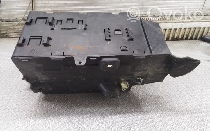 Saab 9-3 Ver2 Vassoio scatola della batteria 12789449