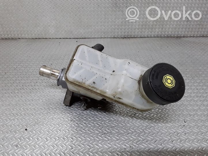 Toyota Yaris Główny cylinder hamulca 