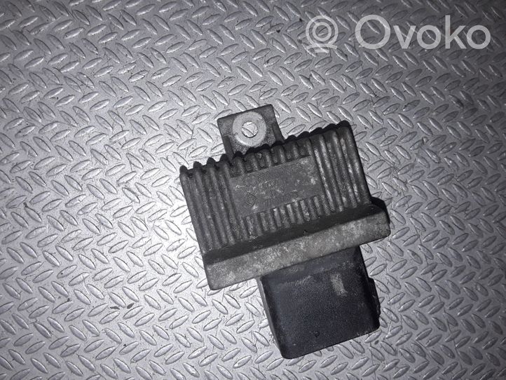 Opel Vivaro Przekaźnik / Modul układu ogrzewania wstępnego 7700115076