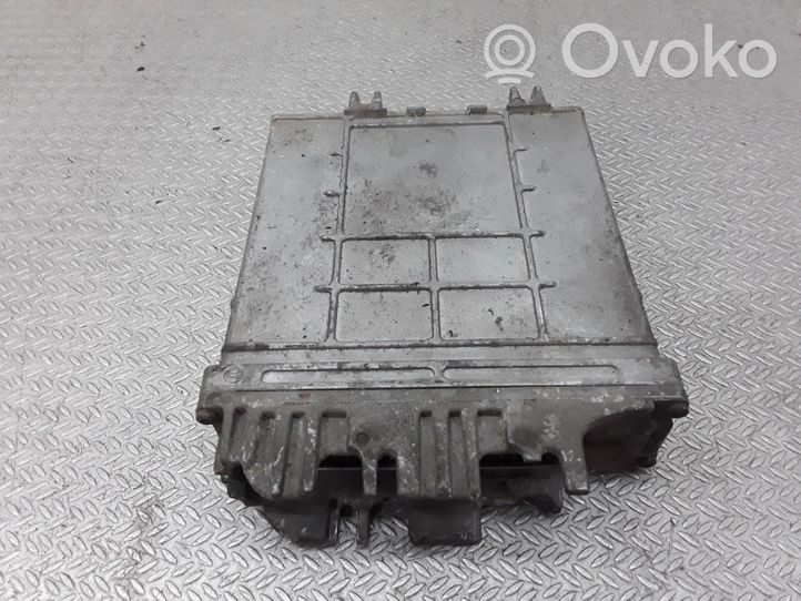 Renault Scenic I Engine control unit/module 0281010077