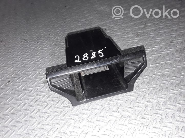 Opel Astra H Popielniczka deski rozdzielczej 13133286