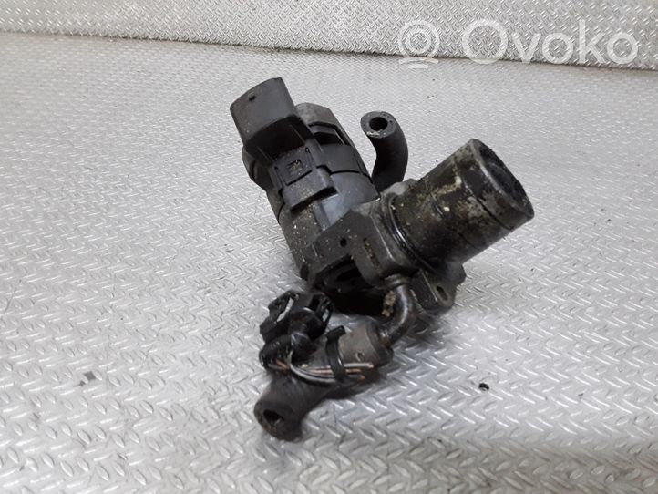 Opel Signum EGR valve 00005321A8