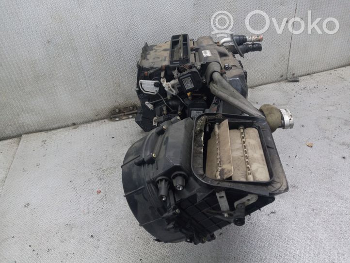 Audi A6 S6 C5 4B Salono oro mazgo komplektas 4B1820005L