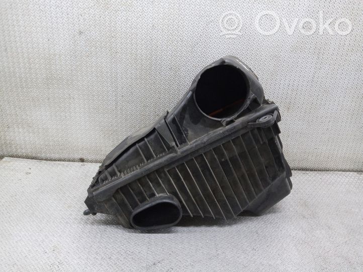 Volkswagen Touareg I Boîtier de filtre à air 7L6128607J