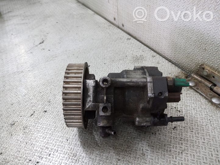 Renault Clio III Pompe d'injection de carburant à haute pression 9303Z111B