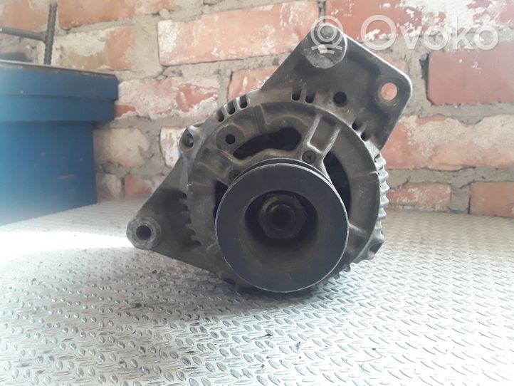 Audi 80 90 S2 B4 Generatore/alternatore 0123335001