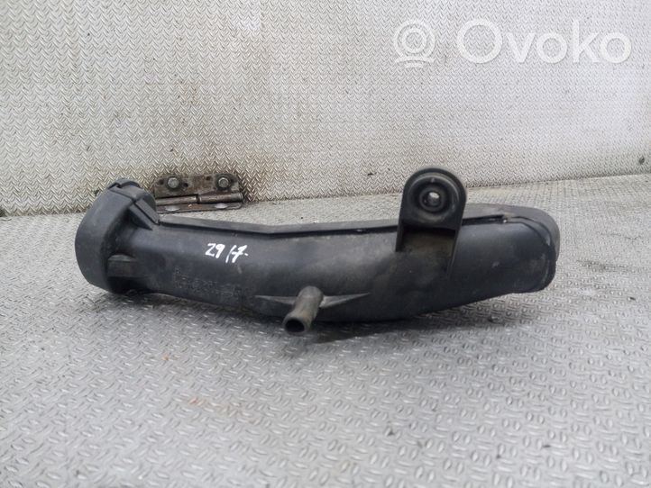 Volkswagen Jetta IV Część rury dolotu powietrza 1J0129609B