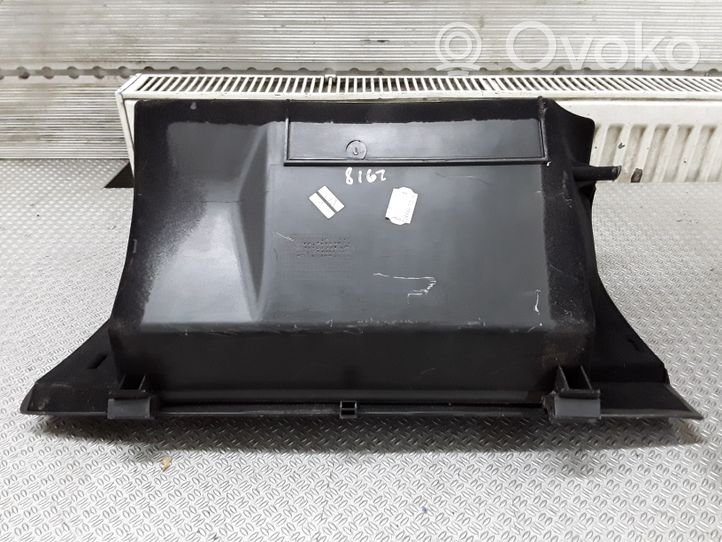 Toyota Avensis T250 Sportellino/coperchio vano portaoggetti 5555005070