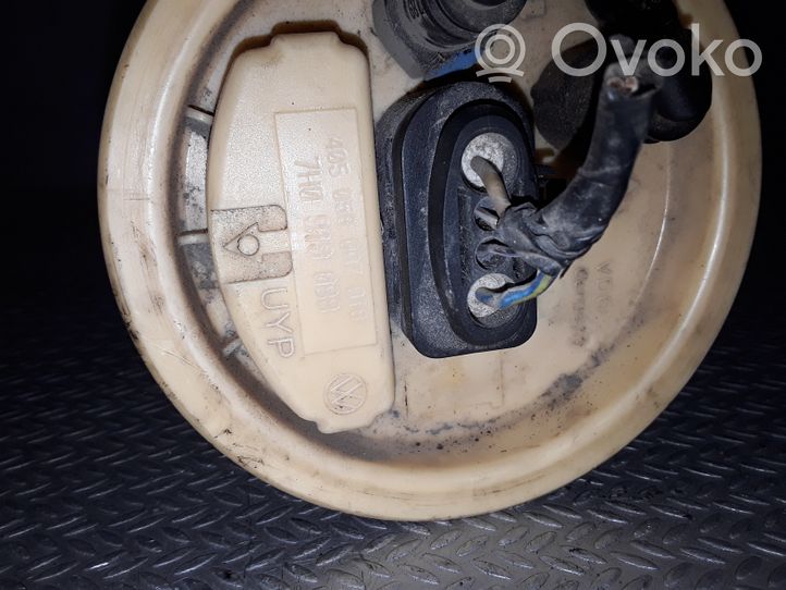 Volkswagen Transporter - Caravelle T5 Pompe à carburant 7H0919088