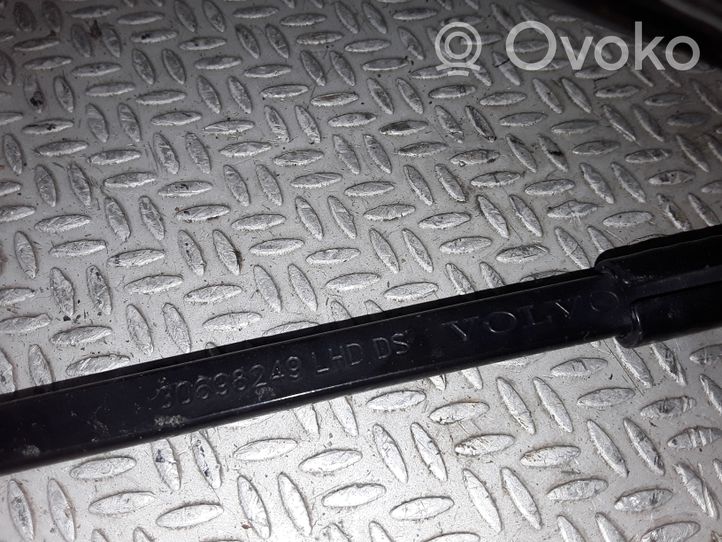 Volvo V50 Windshield/front glass wiper blade 30698249