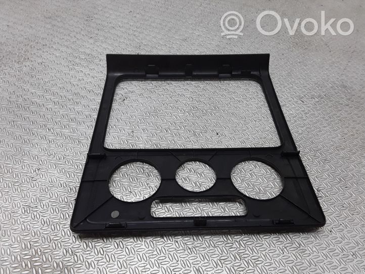 Volkswagen Caddy Console centrale, commande chauffage/clim 2K0858061A