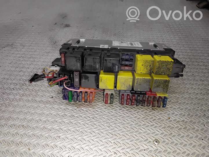 Mercedes-Benz S W220 Fuse module A0285459832