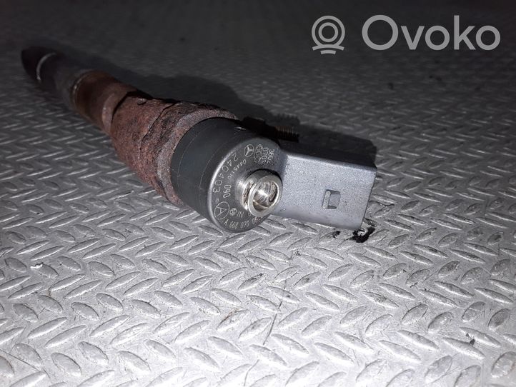 Mercedes-Benz Vaneo W414 Inyector de combustible 0445110090