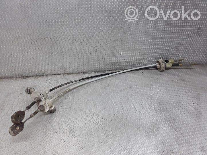 Opel Meriva A Gear shift cable linkage 