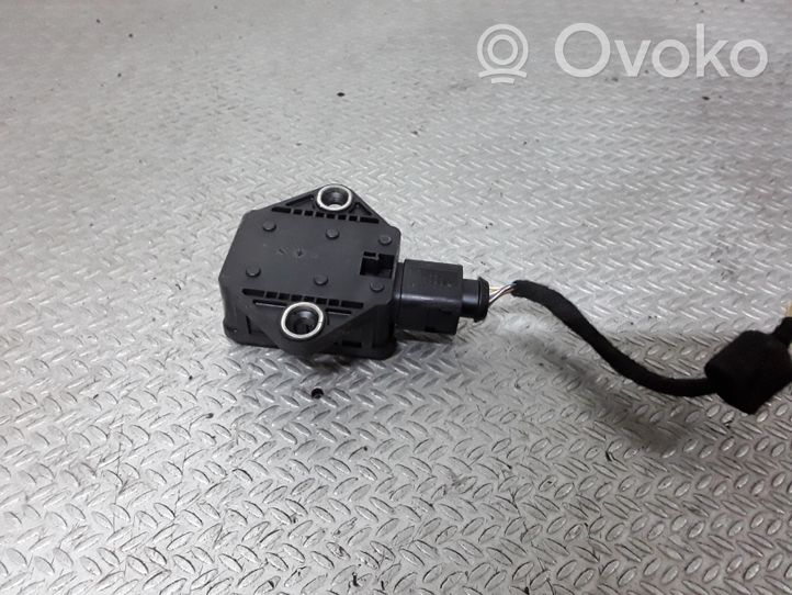 Audi A8 S8 D3 4E Capteur de vitesse de lacet d'accélération ESP 8E0907637A