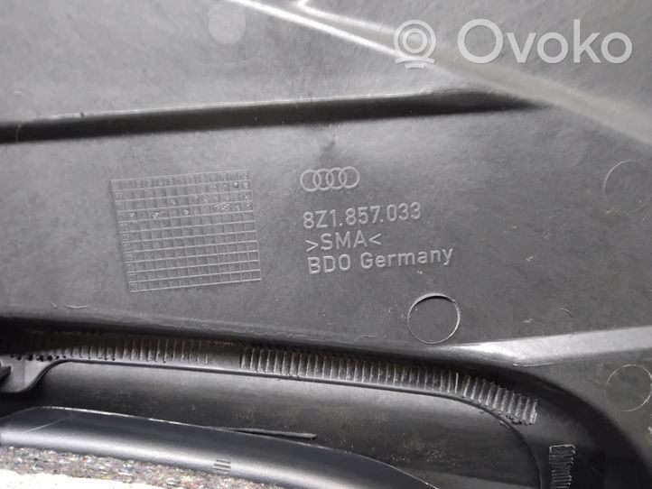 Audi A2 Panelė 8Z1857033