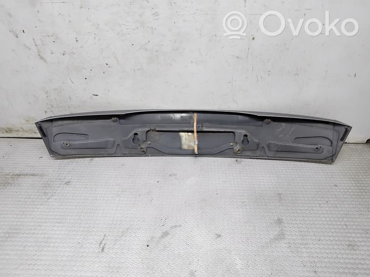 BMW 5 E60 E61 Becquet de lunette arrière 51717061467