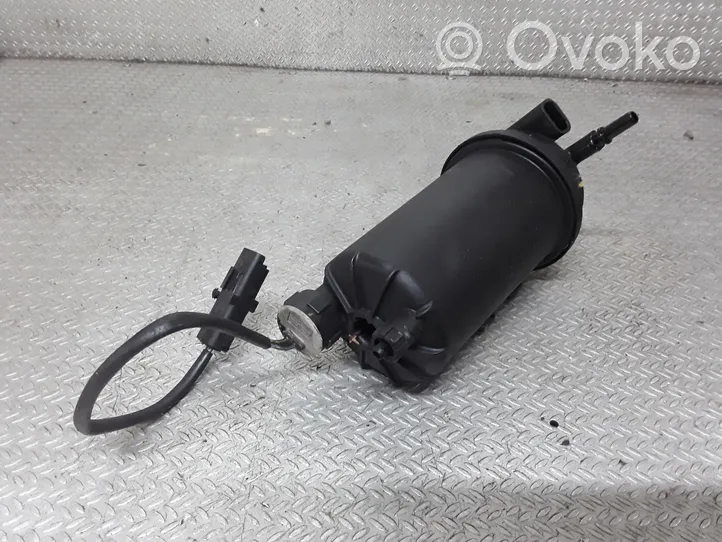 Opel Vivaro Mocowanie filtra paliwa 8200416955