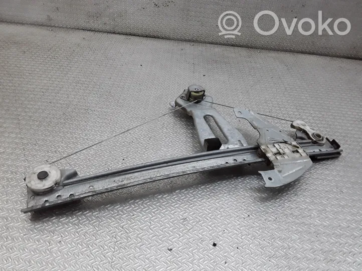 Toyota Aygo AB10 Manualny podnośnik szyby drzwi przednich ARM69810