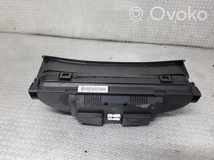 Mercedes-Benz C W203 Tachimetro (quadro strumenti) A2035403911